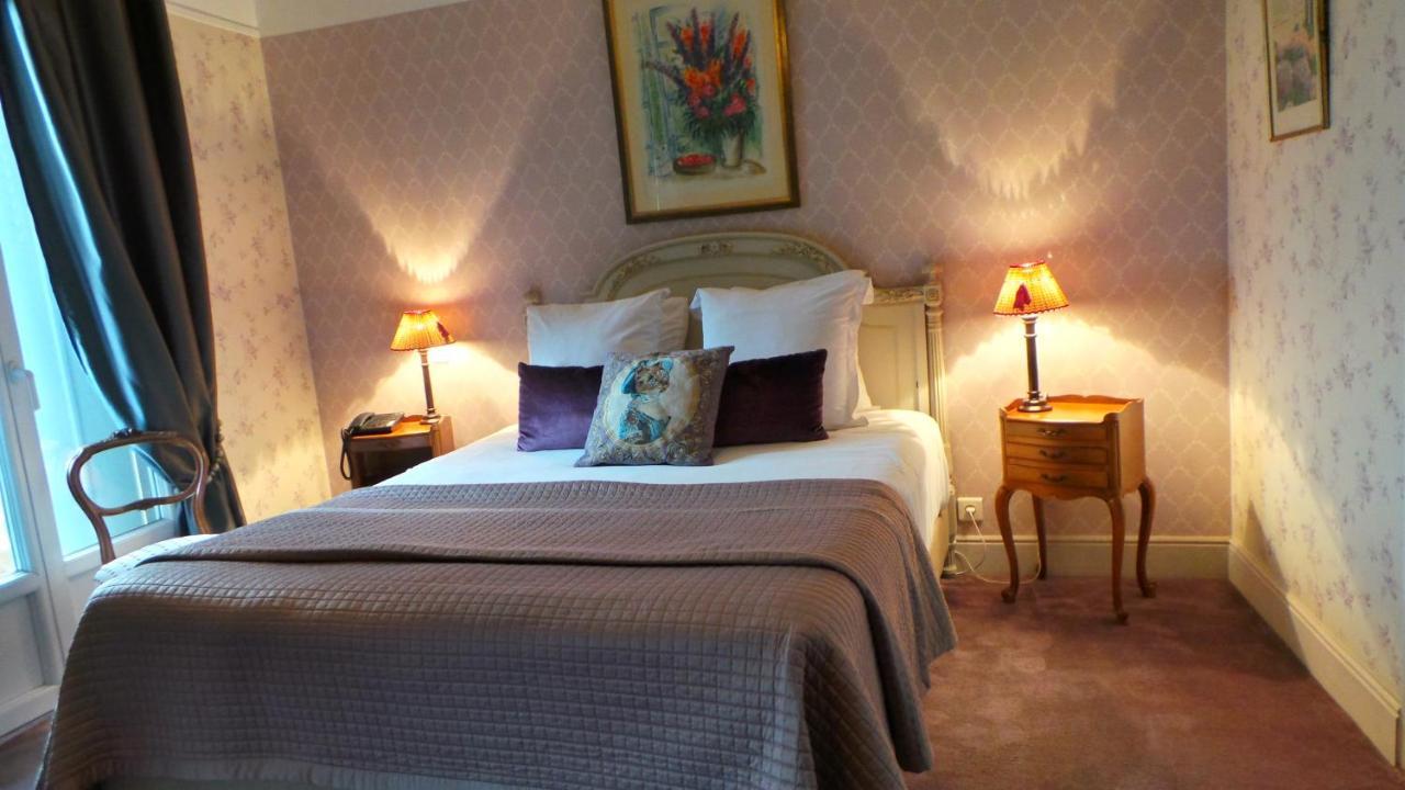 Hotel Relais Du Postillon Антиб Екстериор снимка