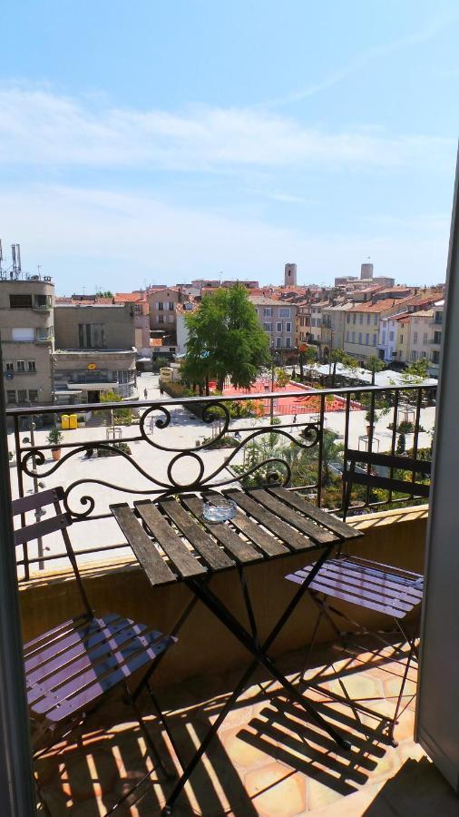 Hotel Relais Du Postillon Антиб Екстериор снимка